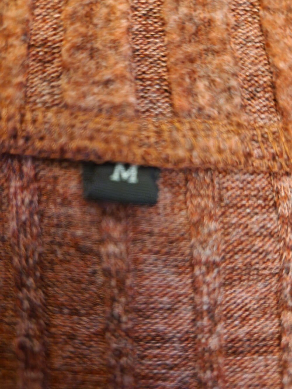 V-Neck Ribbed Pullover Sweater in Rust - Picture 2 of 3